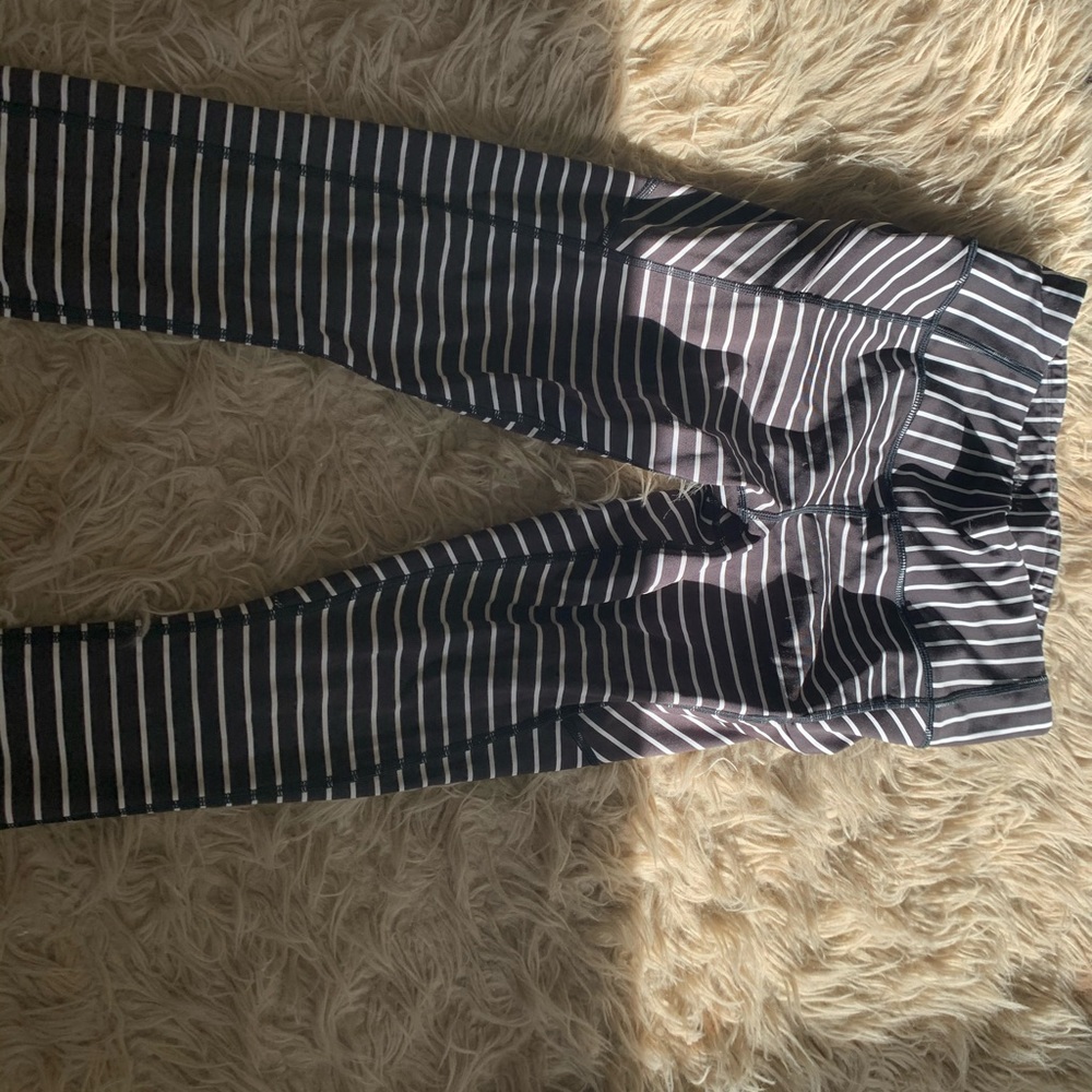 Athletea black and white leggings